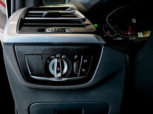 Used 2022 BMW X3 xDrive30i w/ M Sport Package 2 AWD/4WD image 37