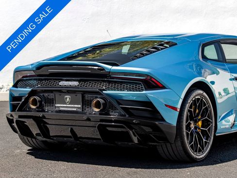 Used 2022 Lamborghini Huracan EVO RWD image 7