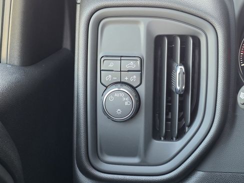 New 2025 Chevrolet Silverado 2500 Custom w/ Custom Value Package image 34