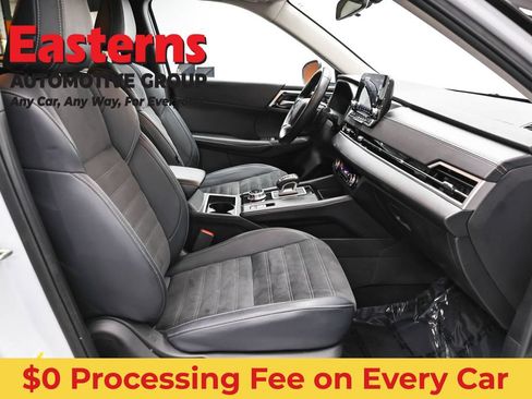 Used 2024 Mitsubishi Outlander SE AWD/4WD image 23
