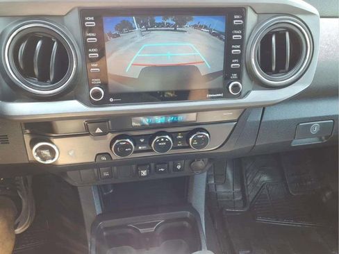 Used 2023 Toyota Tacoma TRD Off-Road RWD image 15