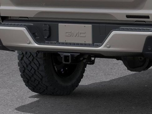 New 2026 GMC Canyon Elevation w/ Convenience Package RWD image 8