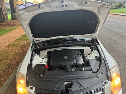 Used 2012 Cadillac CTS Coupe image 28