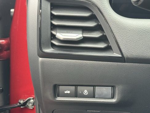 New 2026 Nissan Sentra SV w/ SV Convenience Package FWD image 13