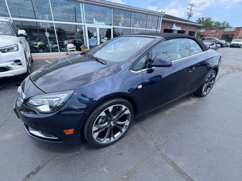 Used 2019 Buick Cascada Premium FWD image 35