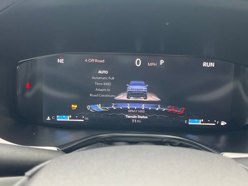 New 2026 Jeep Compass Limited w/ Sun, Sound & Navigation Group AWD/4WD image 18