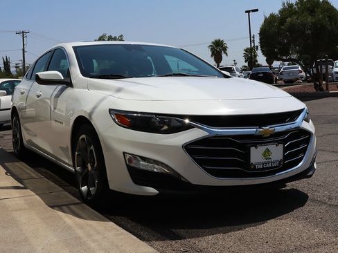 Used 2023 Chevrolet Malibu LT FWD image 18