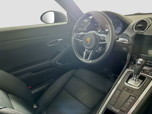 Certified 2025 Porsche 718 Cayman RWD image 23