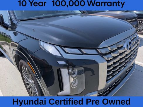 Used 2025 Hyundai Palisade Calligraphy FWD image 3