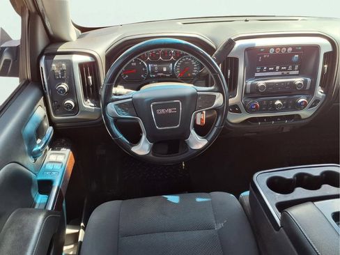 Used 2017 GMC Sierra 1500 SLE w/ SLE Value Package AWD/4WD image 7