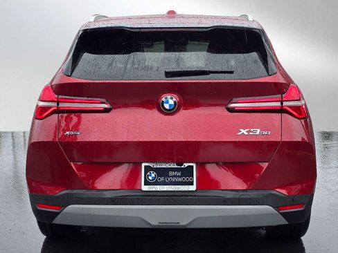 Used 2025 BMW X3 xDrive30i w/ Premium Package image 4
