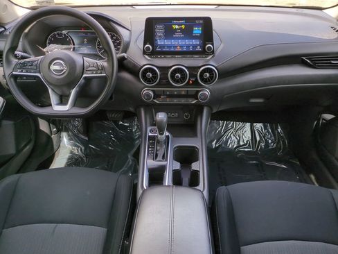 Used 2024 Nissan Sentra SV FWD image 14
