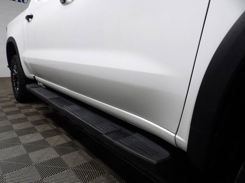 Used 2024 Chevrolet Silverado 1500 ZR2 w/ Technology Package image 36