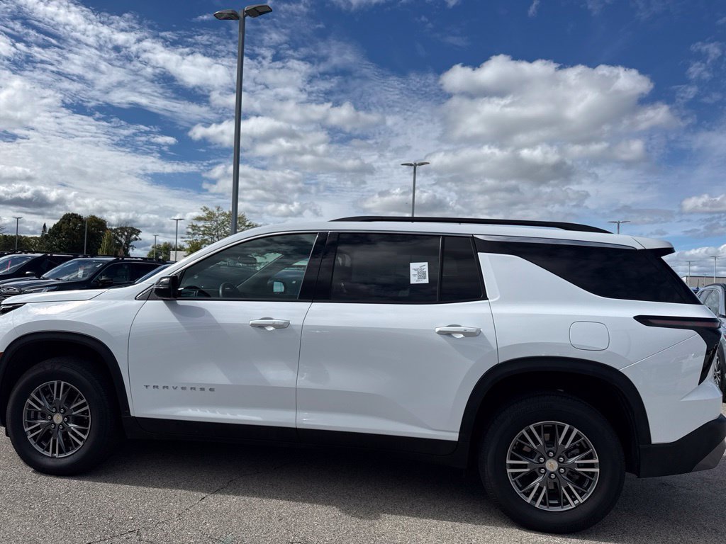 Certified 2026 Chevrolet Traverse LT AWD/4WD image 33