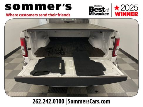 Used 2022 RAM 1500 Big Horn w/ Night Edition AWD/4WD image 19