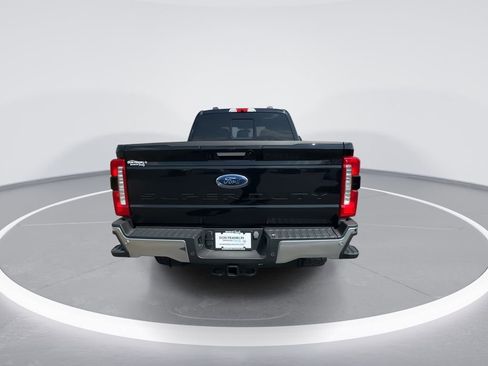 Used 2024 Ford F250 Lariat w/ Chrome Package image 7