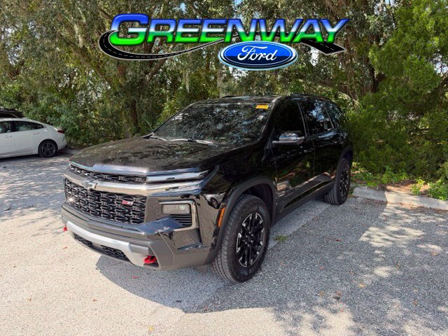 Used 2026 Chevrolet Traverse Z71 w/ Driver Confidence Package AWD/4WD image 1