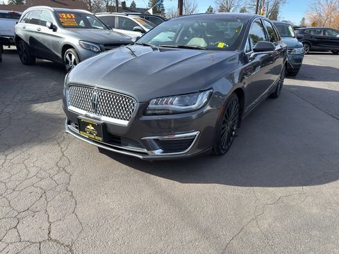 Used 2018 Lincoln MKZ Reserve image 2
