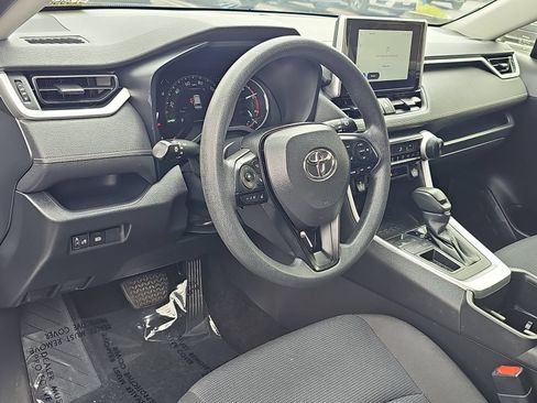 Used 2025 Toyota RAV4 LE FWD image 15