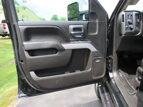 Used 2016 Chevrolet Silverado 2500 LTZ w/ Duramax Plus Package AWD/4WD image 20