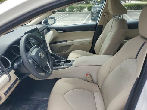 Used 2023 Toyota Camry LE FWD image 15