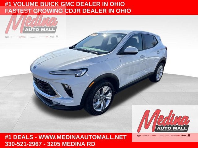 Used 2024 Buick Encore GX Preferred FWD image 1