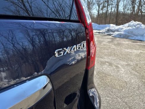 Used 2022 Lexus GX 460 Luxury w/ Sport Design Package image 34