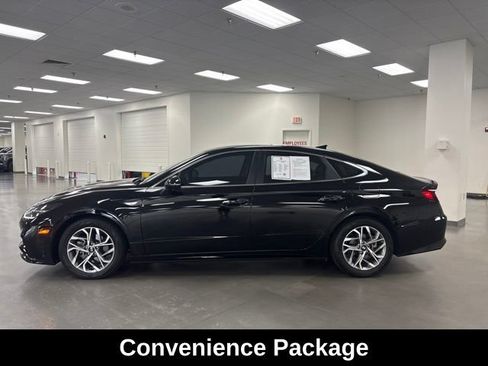 Used 2023 Hyundai Sonata SEL w/ Convenience Package FWD image 4