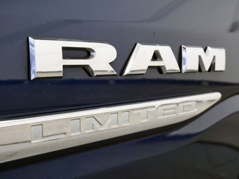 Used 2022 RAM 1500 Limited AWD/4WD image 9