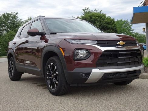 Used 2023 Chevrolet TrailBlazer LT w/ Convenience Package AWD/4WD image 32