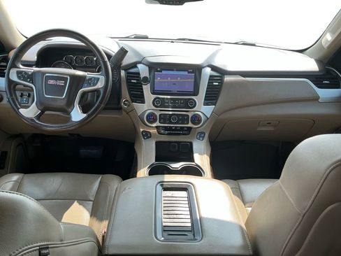 Used 2016 GMC Yukon SLT w/ HD Trailering Package AWD/4WD image 17