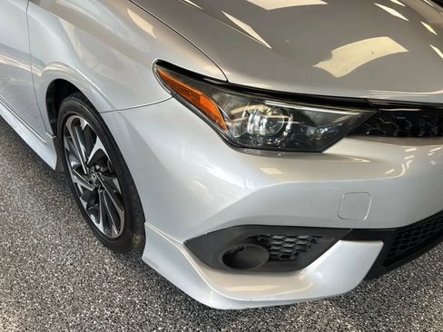 Used 2018 Toyota Corolla iM FWD image 27