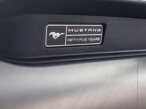Used 2020 Ford Mustang Premium RWD image 35