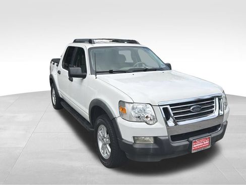 Used 2008 Ford Explorer Sport Trac XLT RWD image 3