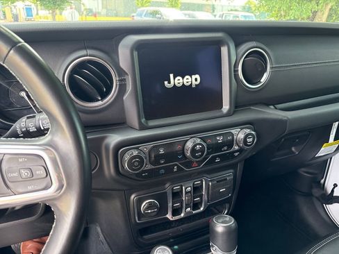 Used 2022 Jeep Wrangler 4WD Unlimited Sahara 4xe image 24