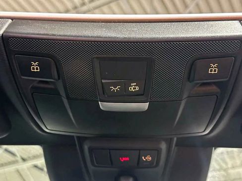 Used 2022 Mercedes-Benz C 300 Cabriolet image 37