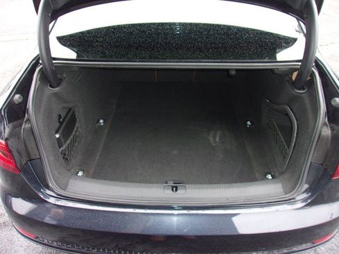 Used 2018 Audi A4 2.0T Ultra Premium image 6