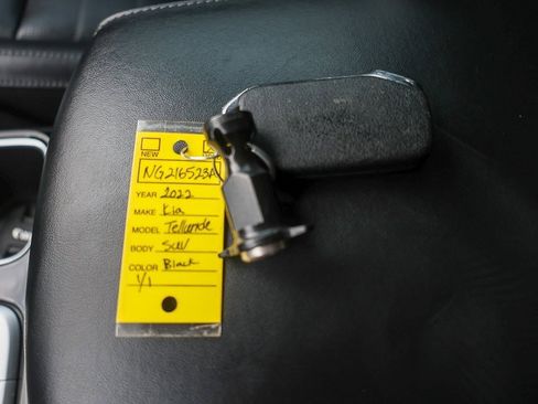 Used 2022 Kia Telluride SX w/ SX Prestige Package image 30