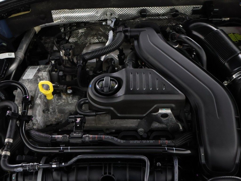 Used 2025 Volkswagen Jetta S FWD image 18