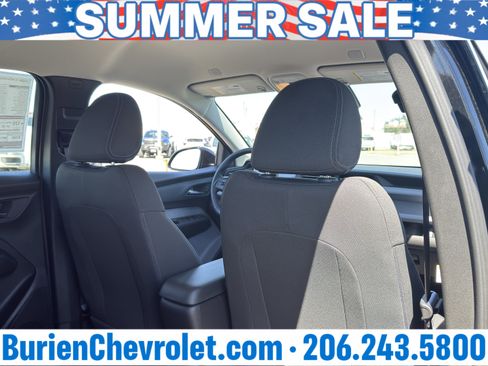 New 2027 Chevrolet Bolt LT w/ Comfort Package FWD image 24