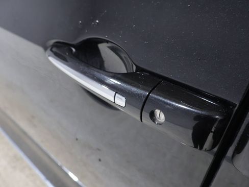 Used 2022 Chrysler Pacifica Limited image 10