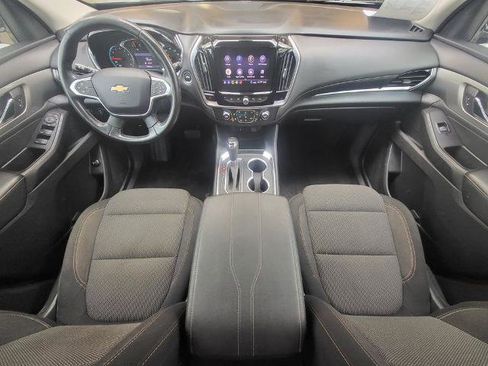 Used 2020 Chevrolet Traverse LT image 24