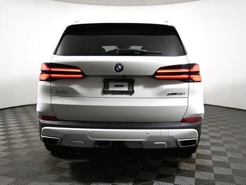 Used 2024 BMW X5 xDrive40i AWD/4WD image 10