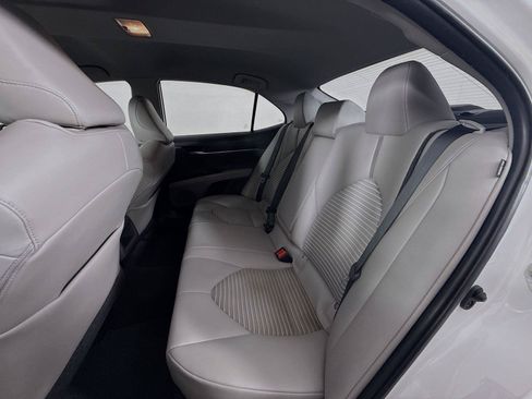 Used 2020 Toyota Camry SE FWD image 44