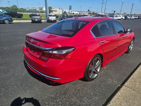 Used 2017 Honda Accord Sport Special Edition image 6