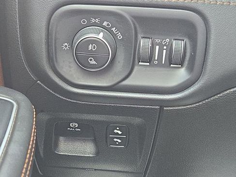 Used 2021 RAM 1500 Limited AWD/4WD image 26