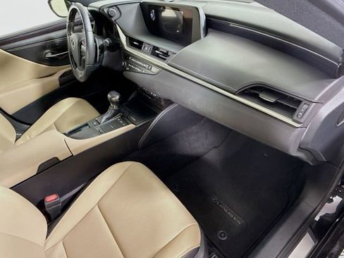 Used 2019 Lexus ES 350 image 30