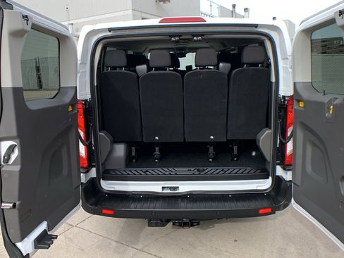 Used 2023 Ford Transit 350 XL image 29