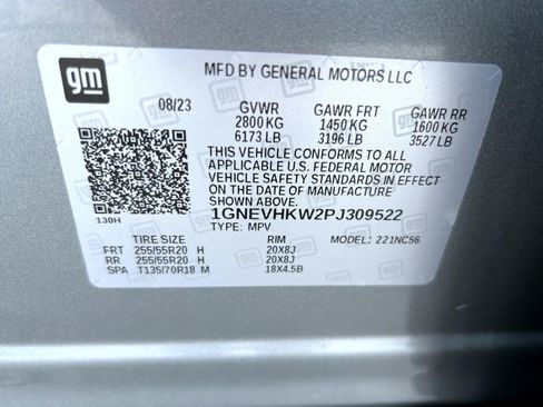 Certified 2023 Chevrolet Traverse LT w/ LT Premium Package AWD/4WD image 28
