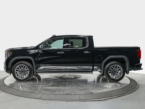 Used 2025 GMC Sierra 1500 Denali Ultimate AWD/4WD image 2